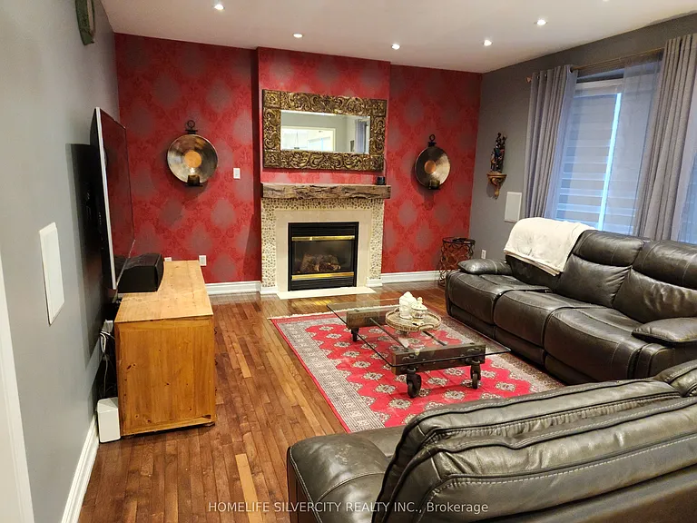 7 Valleywest Rd — Photo 5