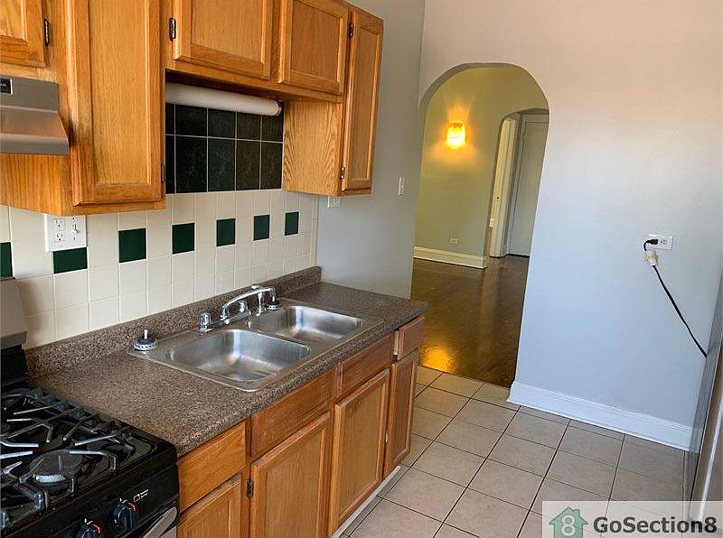 1st image of 7648 S Ingleside Ave APT 3B