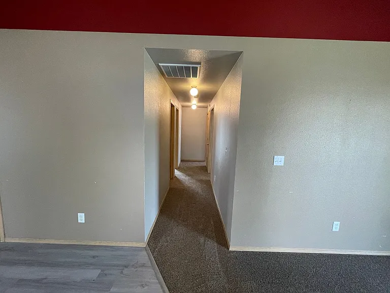 1900 Leanne Ave — Photo 15