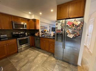 214 N 22nd St #218A, Philadelphia, PA 19103