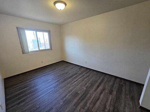 5th image of 1026 W Macarthur Ave #18