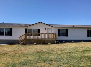 178 Fabric Ln, Rural Retreat, VA 24368