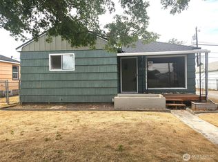 129 F St NE, Ephrata, WA 98823