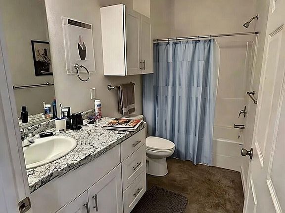 5th image of 504 S Alder St #A
