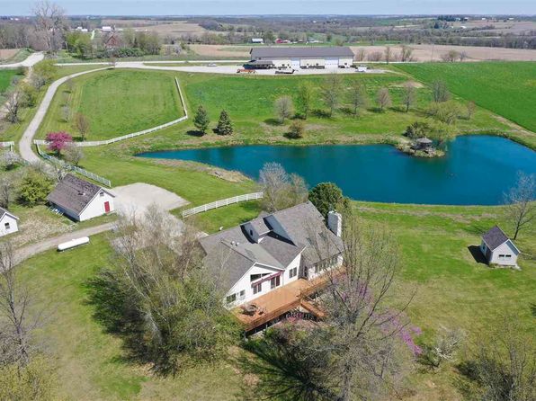 5301 210th St NE, Solon, IA 52333