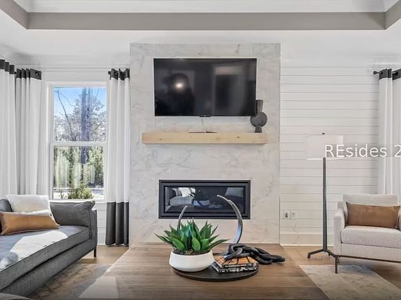 7th image of this home
