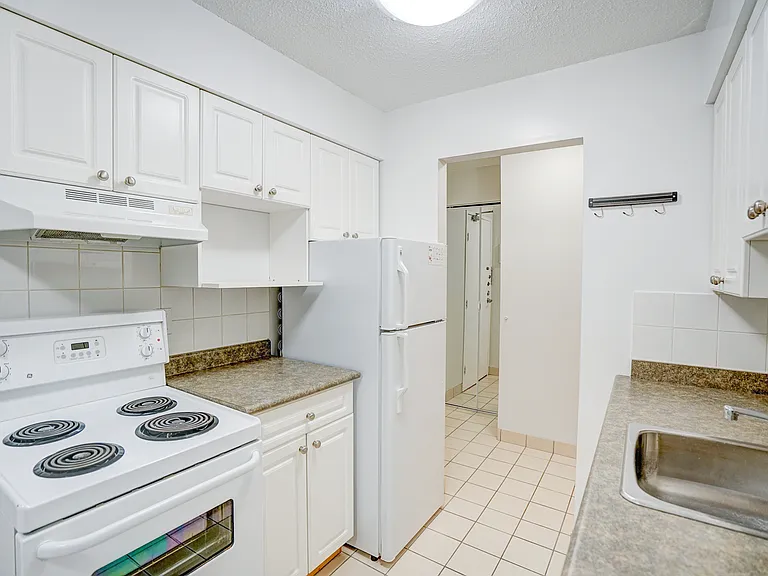 1848 W 3rd Ave #214 — Photo 3