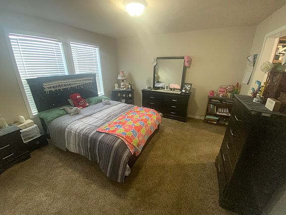 4th image of 4211 Laurel