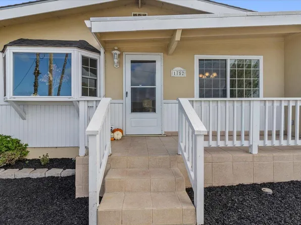 1752 Mendocino St, Seaside, CA 93955