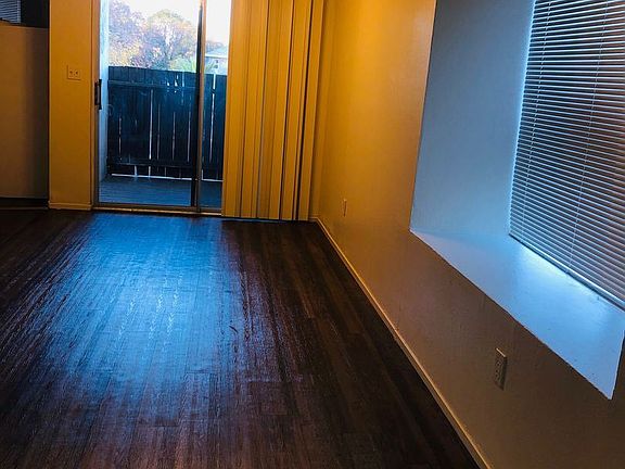 3rd image of 2030 20th Ave APT 2