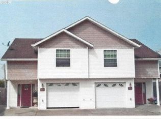 815 1/2 A Pioneer Rd, Brookings, OR 97415