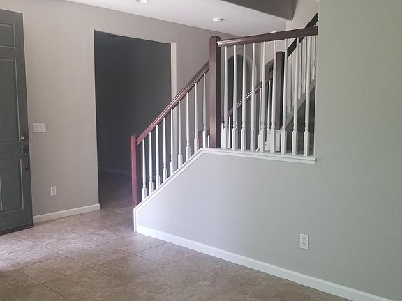 4th image of 3041 Ardley Dr