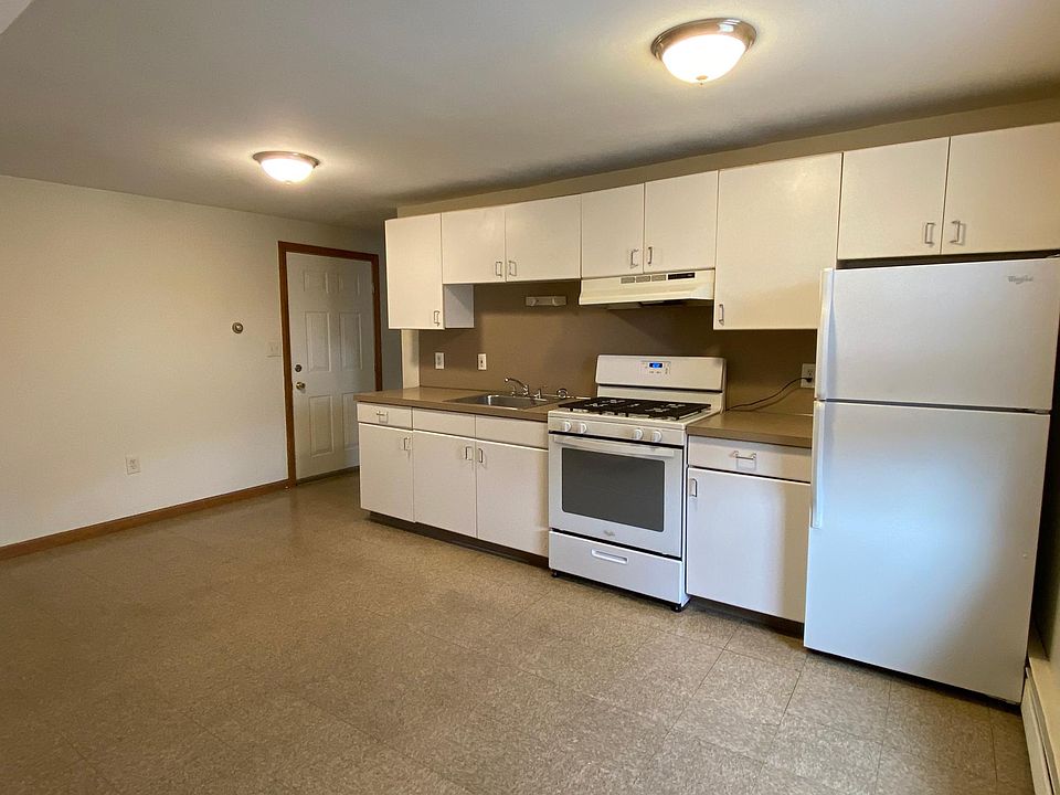 1st image of 25 Bartlett St #6