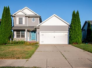 1368 Yarrow Dr, Holt, MI 48842