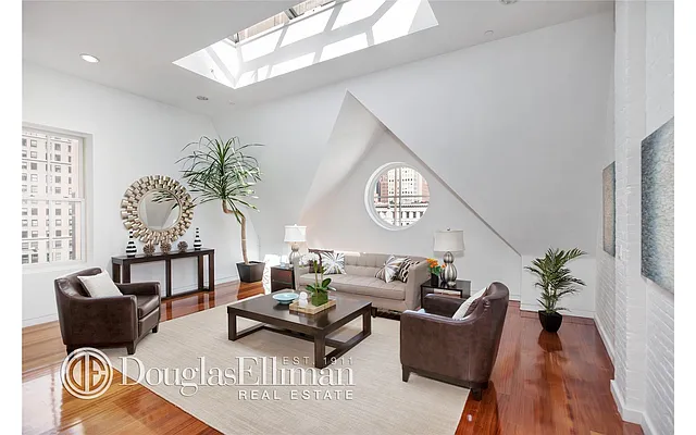 Sold by Douglas Elliman | media 15