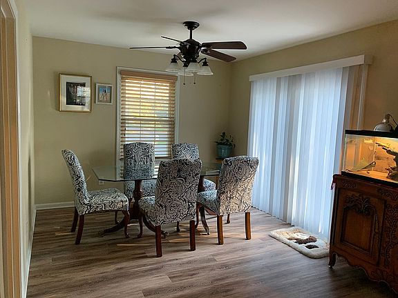 4th image of 8521 Castle Pine Ct