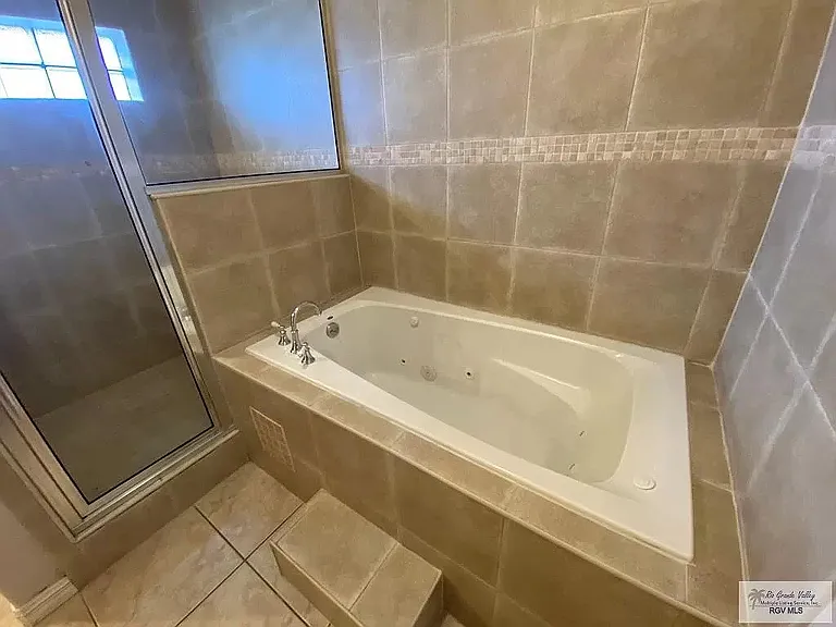 6676 Georgia Pne — Photo 19