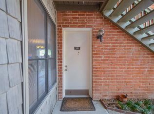 2829 Timmons Ln APT 131, Houston, TX 77027