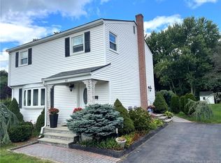 48 Hickory Cir, Middletown, CT 06457