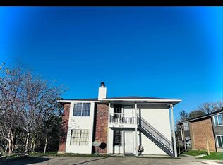 8251 Ned Ave #B & D, Baton Rouge, LA 70820
