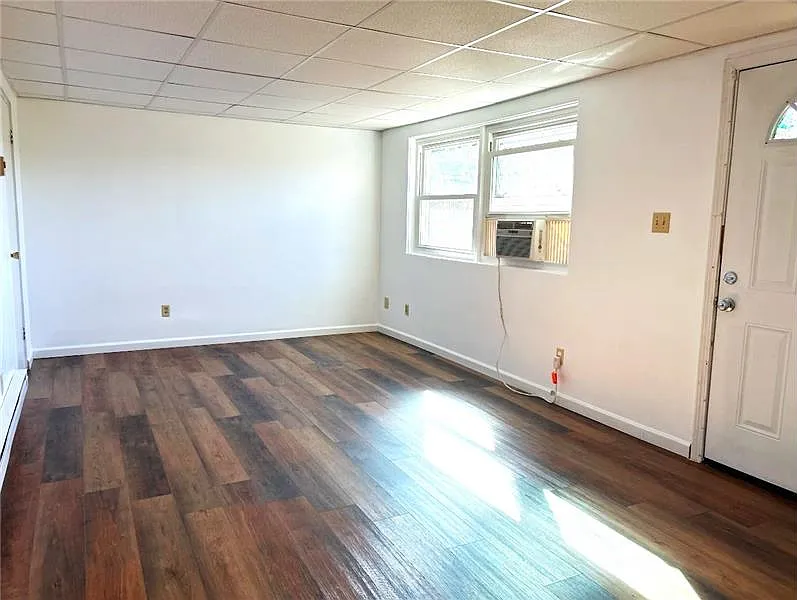 2 bed, $600 — Photo 2
