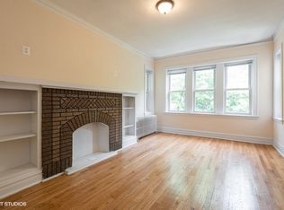 2922 N Albany Ave #1R, Chicago, IL 60618