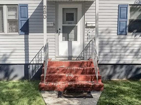 2nd image of 280 Dewitt Ave #282