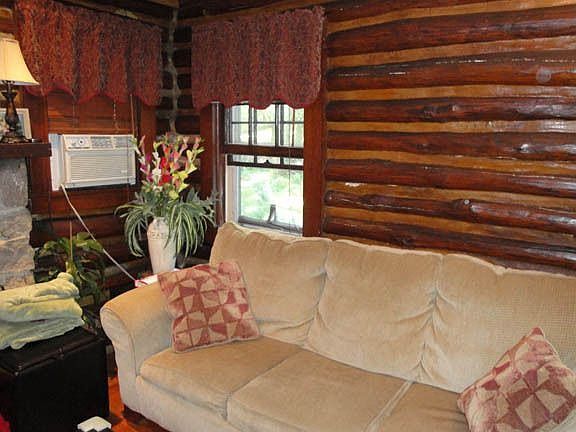 ORIGINAL LOG INTERIOR