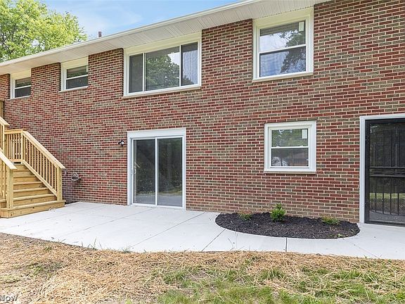 3rd image of 2429 Thurmont Rd