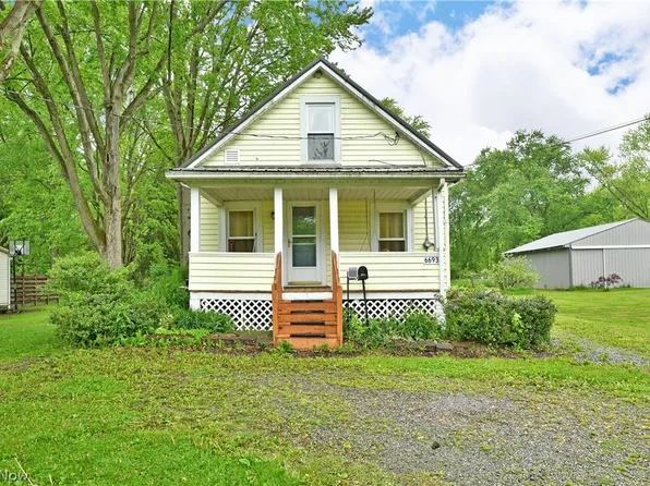 6693 N Park Ave, Cortland, OH 44410