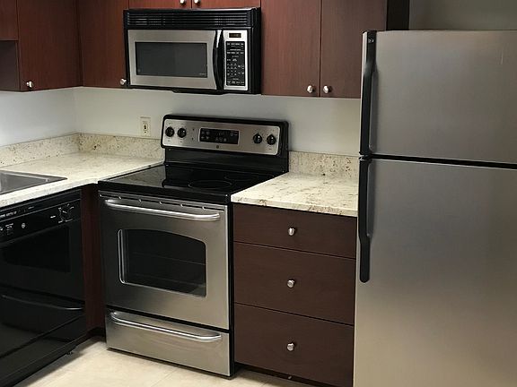5th image of 125 5th Ave NE APT 170