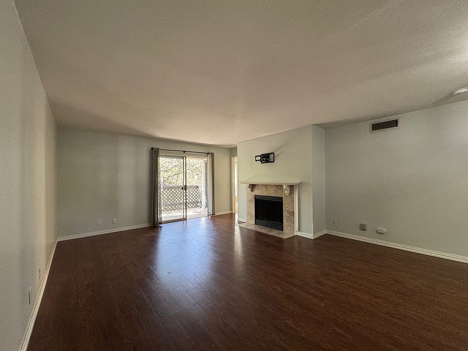 1st image of 11311 Sir Winston St APT 506