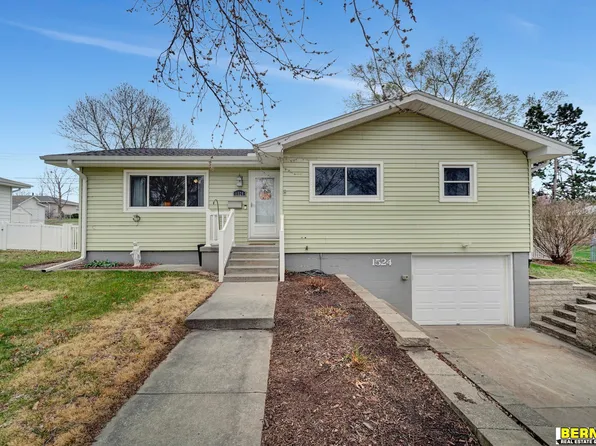 1524 N 11th St, Nebraska City, NE 68410
