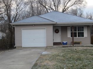 2006 W Water St, Springfield, MO 65802