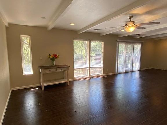 5th image of 2760 Holly Hills Ln