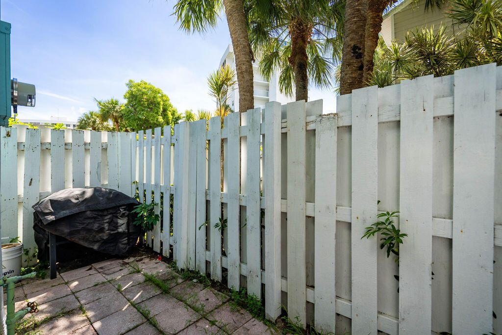 2803 NE 15TH Street #2803, photo 9