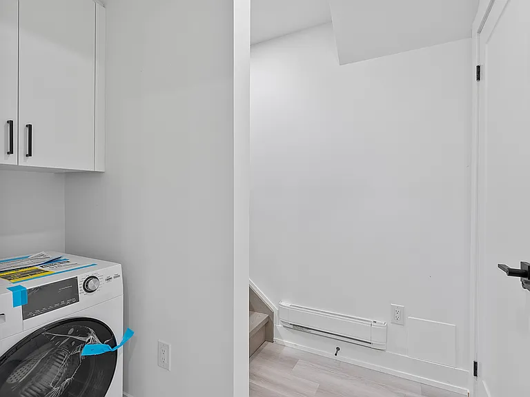 587 Oakwood Ave — Photo 108