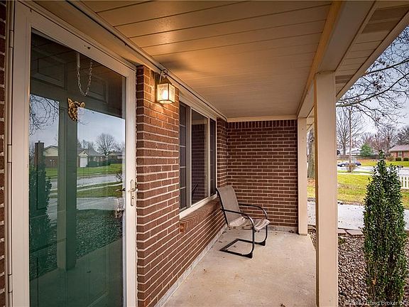 4th image of 2306 Dunbar Dr