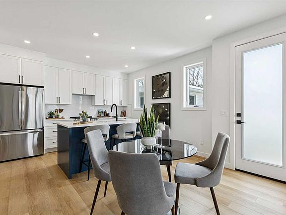 5th image of 440 E 32nd Ave NW #3