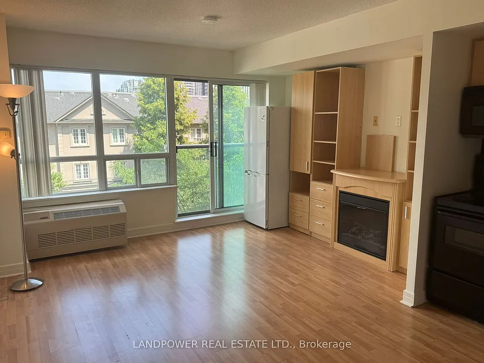 19 Avondale Ave #312