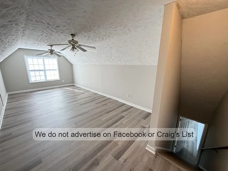 132 Congaree Dr — Photo 11