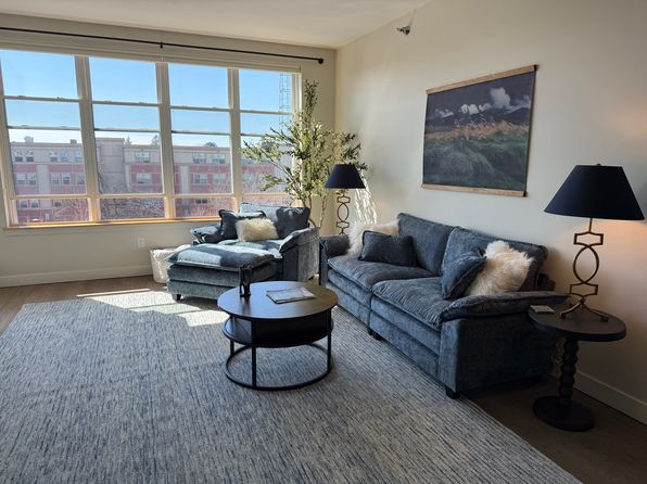 410 Farrell St APT 413