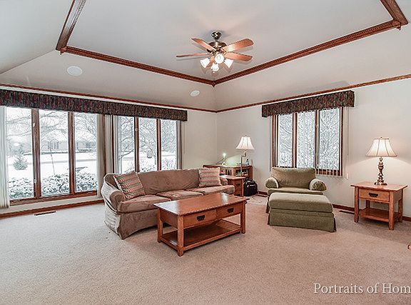 3rd image of 1016 Prestwick Dr