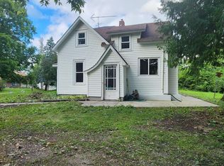 213 W Main St, Vergas, MN 56587
