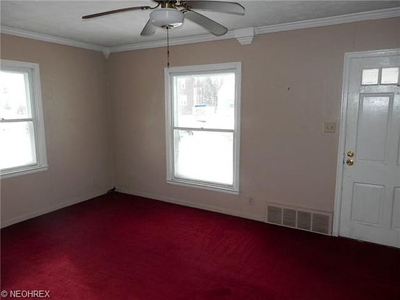 2nd image of 821 Kennebec Ave
