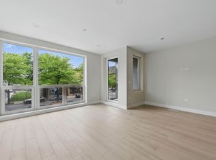 3045 W Irving Park Rd #201, Chicago, IL 60618