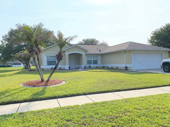 67 Spinnaker Cir, South Daytona, FL 32119