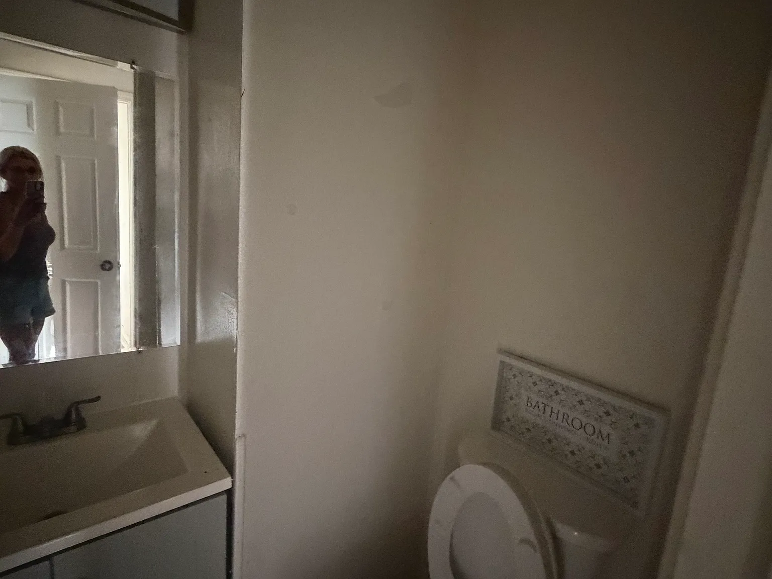 3 bed, 1.5 bath, 1000 sqft, $1,000 — Photo 2