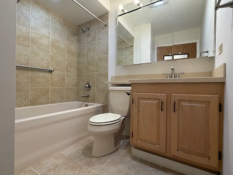 1161 Parker Ln — Photo 14
