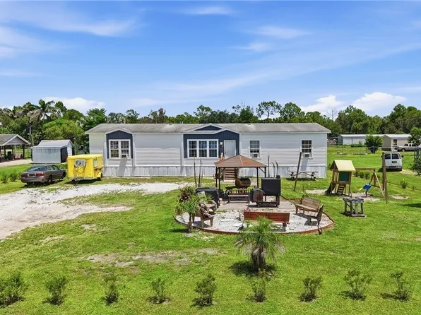 3621 Dustin Dr, Labelle, FL 33935